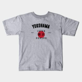 YOKOHAMA - VARSITY VINTAGE DESIGN | EST. 1853 Kids T-Shirt